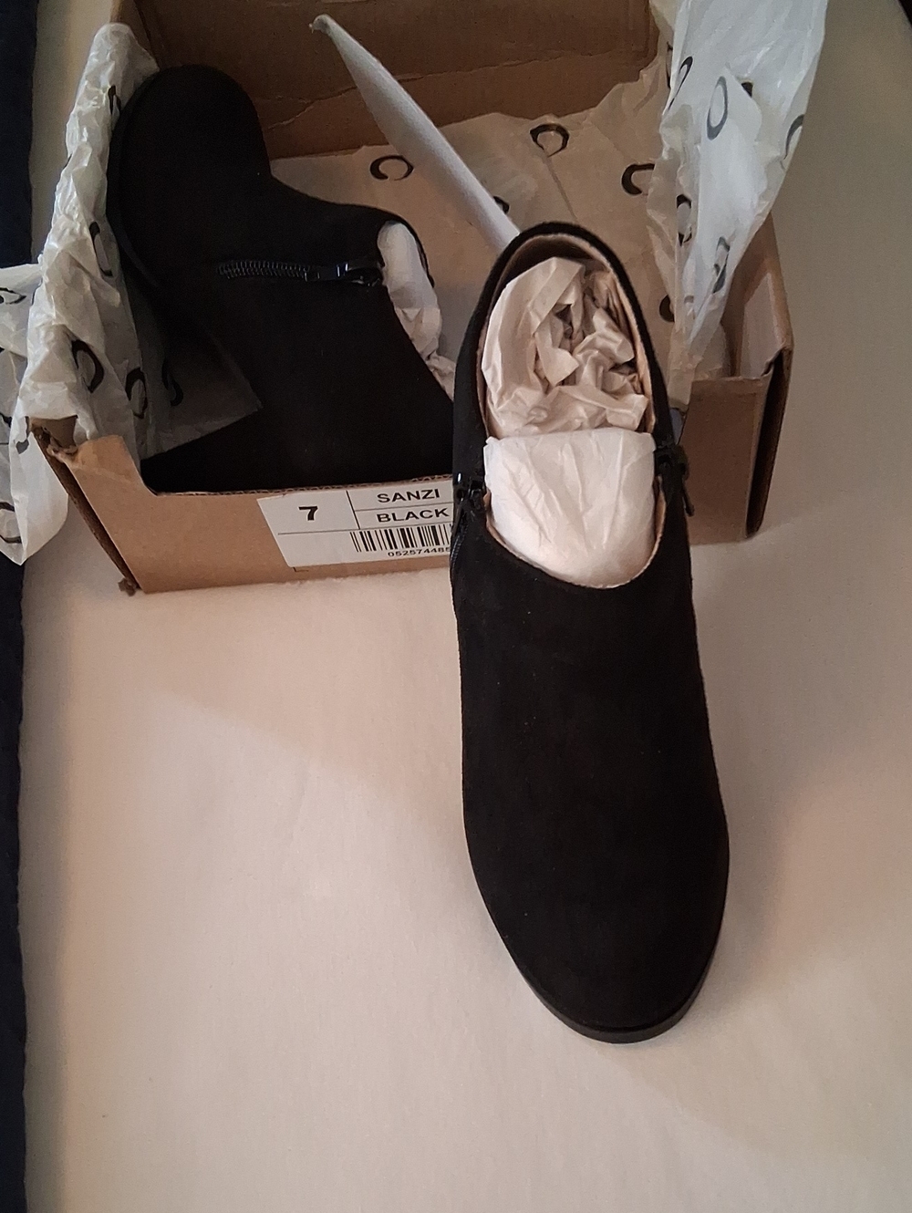 New In Box Journee Collection Sanzi Side Zip Dress Bootie